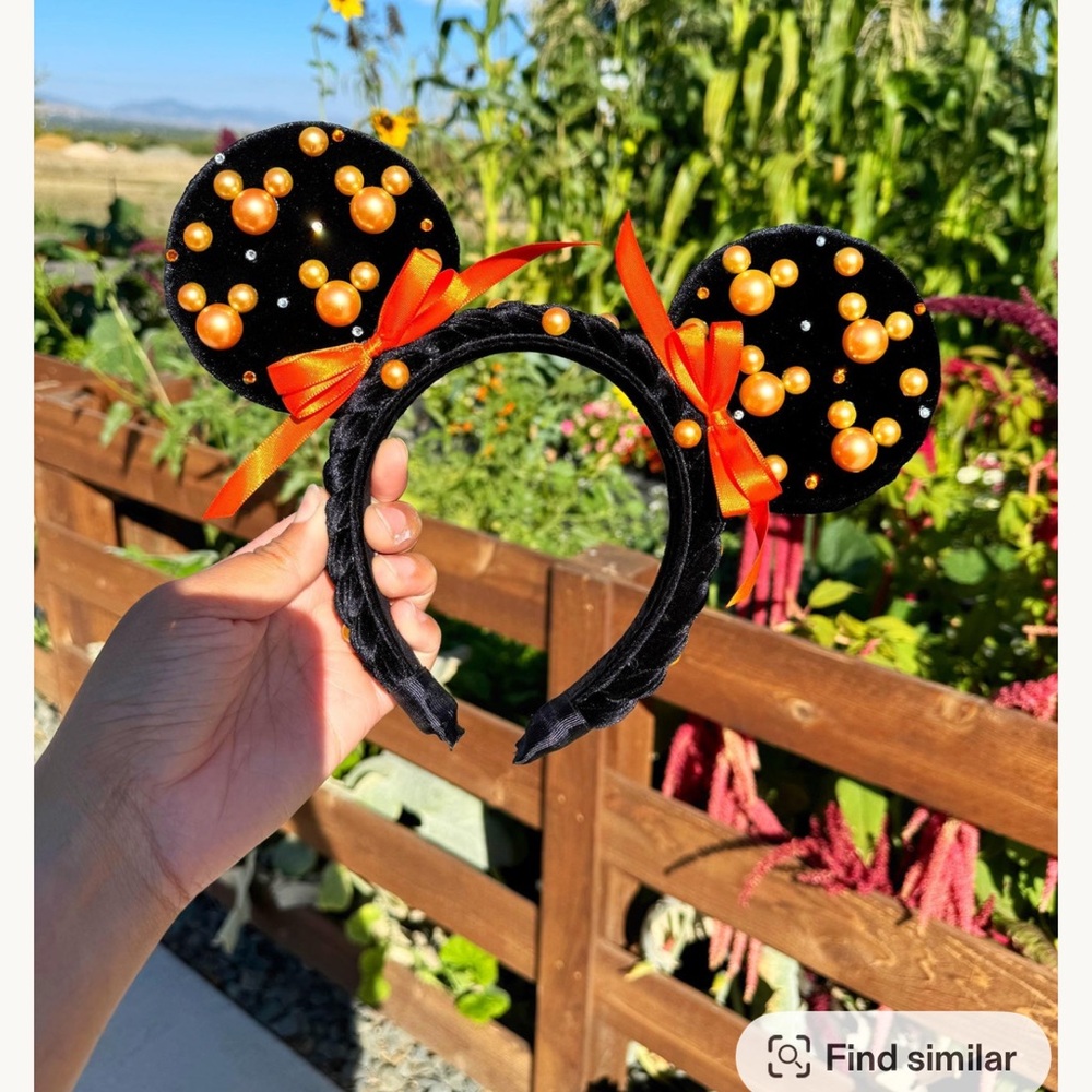 Halloween Minnie Mouse Ears with Orange Bow